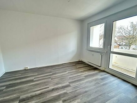 ATTRAKTIVE WOHNUNG mit Südbalkon SUCHT NETTEN MIETER!!!