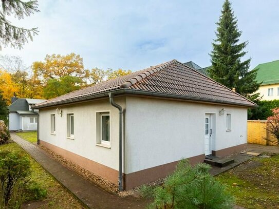 Solides EFH mit Sonnenterrasse und Carport in Mahlsdorf Süd