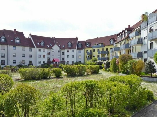 BESTENS VERMIETETE 2-ZIMMER-WOHNUNG NBG-THON MIT BALKON UND TG-STELLPLATZ