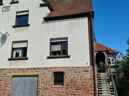 renovierungsbedürftige Doppelhaushälfte mit Einliegerwohnung in ruhiger Lage in Niederlinxweiler