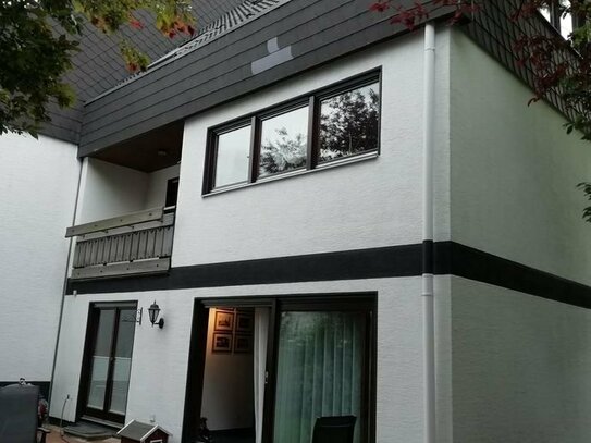 Einfamilienhaus mit 226 m² Wohnfläche, 7 Zimmern und Garage