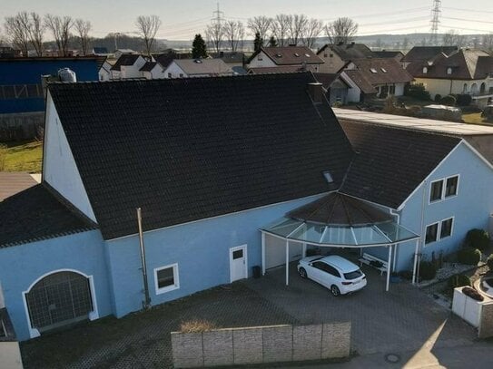 Großzügiges Einfamilienhaus mit Einliegerbereich