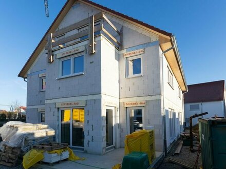 Moderne und großzügige Doppelhaushälften im schönen Heckenacker zu kaufen - Neubau