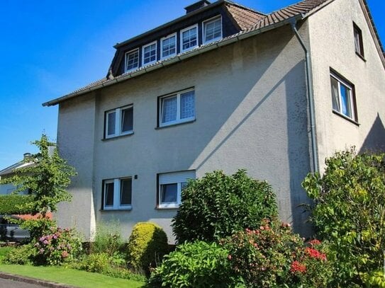 Gepflegtes Mehrfamilienhaus in idyllischer Lage bei Borgentreich, NRW