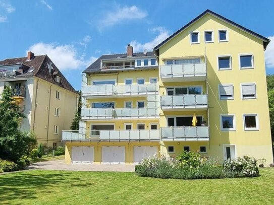 Direkt am Bürgerpark! Schwachhs.-Wachmannstr.-Quartier: freundl. 4 Zi. Wohnung + 2 Balkone + Garage