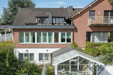 Flexibel nutzbares Anwesen mit ca. 870 m² NFL, davon 730 WFL in bester Höhenlage mit Rheinblick