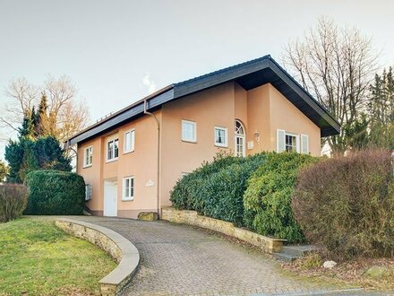 Stilvolles Wohnen mit Charme! Exklusives Landhaus in ruhiger Lage