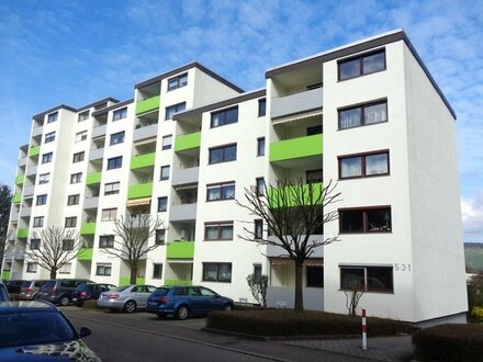 Sofort beziehbare, helle, sonnige 3 1/2 Zimmer - Wohnung im 4. OG mit Aufzug in Weinstadt - Beutelsbach