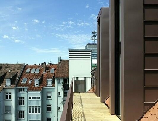 Neu erstelltes Dachgeschoss-Maisonette-Loft mit Alpenblick in Kulturdenkmal