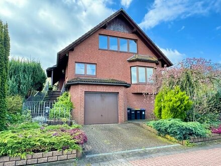 Ansprechendes Einfamilienhaus mit schönem Panoramausblick in guter Wohnlage