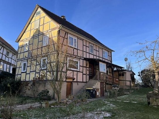 Fachwerkhaus mit viel Platz auf schönem Grundstück in Naumburg-Altendorf