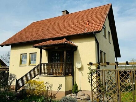 Tolles Einfamilienhaus, Bj. 1997, unterkellert, mit Garage, Pergola, Carport und Werkstatt