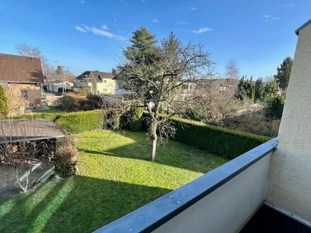 Erstbezug nach Modernisierung Etagenwohnung in Beueler Toplage mit Balkon und Garten