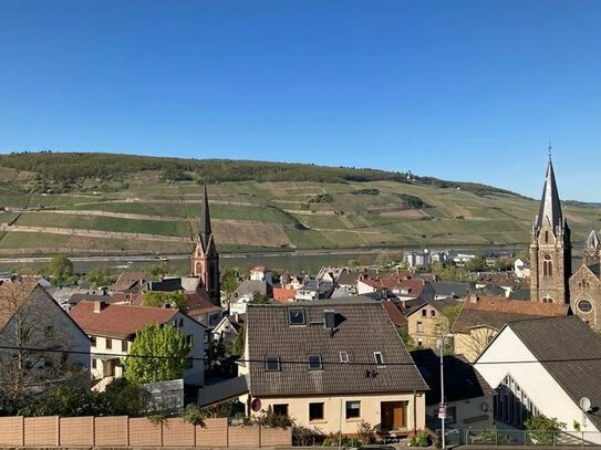 Frisch renovierte 3-Zimmer Wohnung mit 2 Rheinblick-Balkonen in Bingerbrück