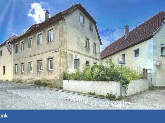 Altbestand im Rohbauzustand, ideal für Handwerker - Ein- Zweifamilienhaus in Scheinfeld
