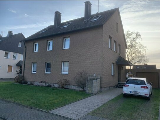 Freistehendes Zweifamilienhaus in verkehrsberuhigter Wohnlage in Castrop Rauxel