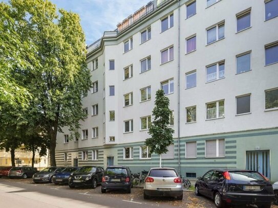 Bezugsfreies City-Apartment mit Aufzug nahe Olivaer Platz