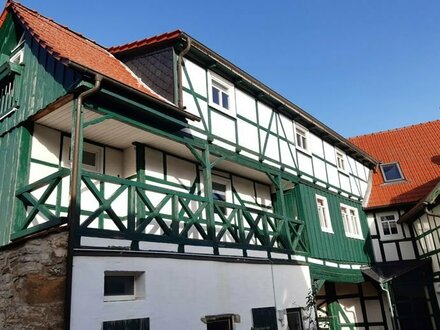 Historisches Fachwerkhaus mit Nebengelaß in Schernberg