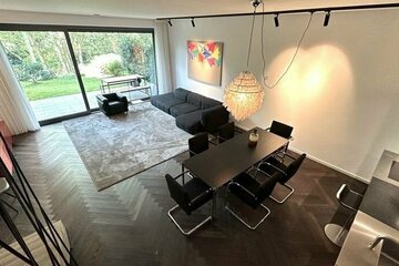 Moderne Maisonette-Wohnung in exklusiver Lage mit Blick auf den Fluss Ilmenau