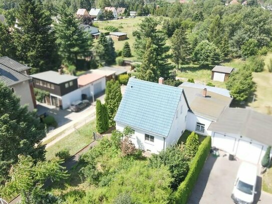 +++ Einfamilienhaus mit Urlaubsflair - großzügiges Grundstück mit Bauland für EFH in 2. Reihe +++