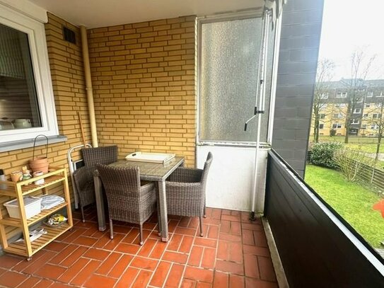 *** Exklusiver Wohnflair in attraktiver Wohnung mit Balkon und Garage ***