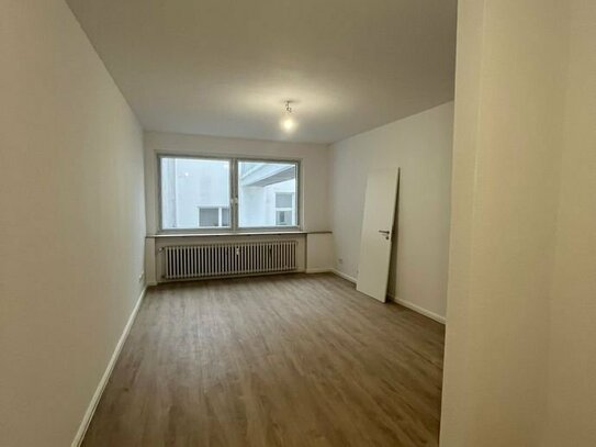 Frisch renovierte 1-Zimmer-Wohnung am Brill zu vermieten