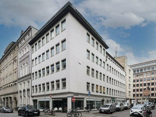 Direkt vom Eigentümer: Frisch renovierte Bürofläche nach Mieterwunsch in direkter Innenstadt-Lage!