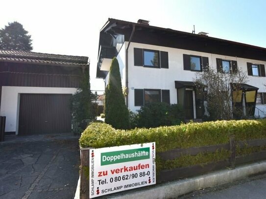 Einzigartige DHH,6 Zimmer, 170m²Wfl.,Großer Garten in Großkarolinenfeld zu verkaufen