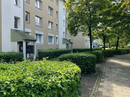 Schöne 4-Zimmer-Wohnung mit 2 TG-Stellplätzen und großzügigem Balkon in ruhiger Wohnlage