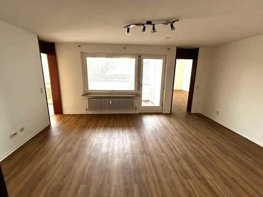 Großzügige, leerstehende 2-Zimmerwohnung mit Balkon!