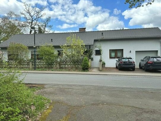 Freistehender Satteldachbungalow in naturverbundener Wohnlage von Bad Honnef-Aegidienberg