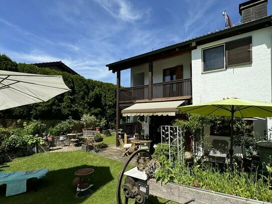 ***NEU***Doppelhaushälfte mit Garten und Garage in Obing