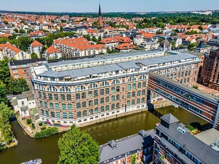 Loft-Charme an der Weißen Elster - tolle Maisonette mit Galerie, Loggia, EBK und 2 Bäder.