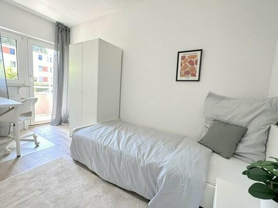 WG-Zimmer in Eschborn ??? - sanierte möblierte 3er WG / renovated shared flat