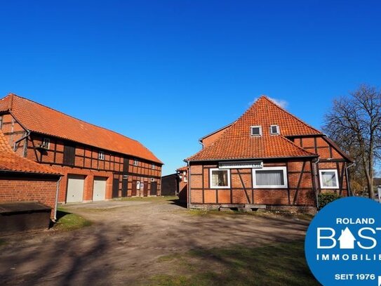 Resthof/Landgasthof mit Stallungen und Nebengebäude