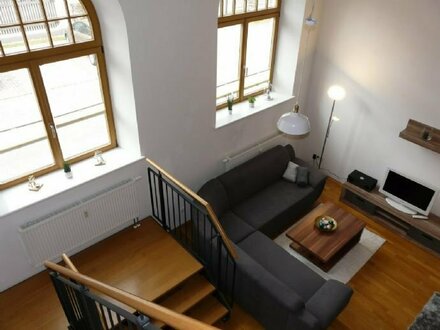 Aschau in ehemaliger Schloßbrauerei: Außergewöhnliche Wohnung mit Loft-Charakter und Galerie
