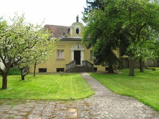 Innerer Westen - Historisches Gartenpalais inkl. Genehmigung für Anbau und Garage