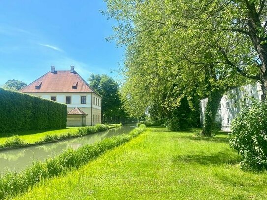 Käuferprovisionsfrei:: Rondellhäuschen mit Schlossmauer, Gewerbe- und Baufläche