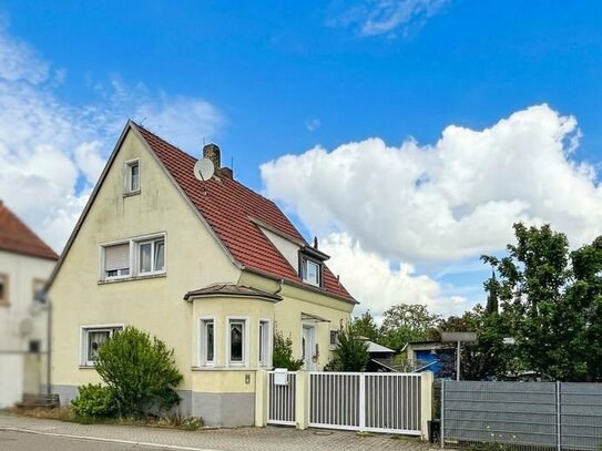 Freistehendes Einfamilienhaus in guter Lage von Oberhausen-Rheinhausen