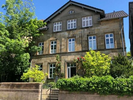 Wunderschöne Wohnung in historischer Stadtvilla - komplett möbliert