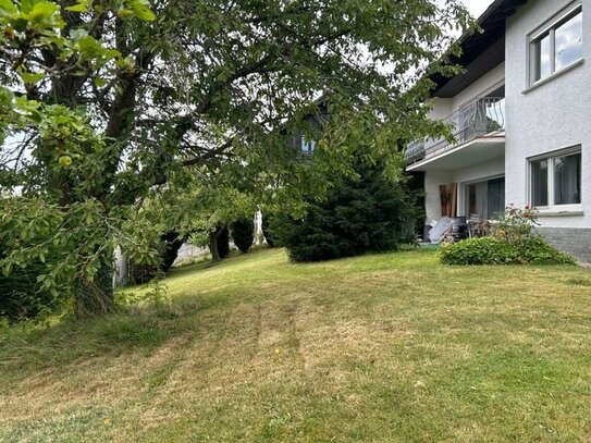 Einfamilienhaus mit großem Garten