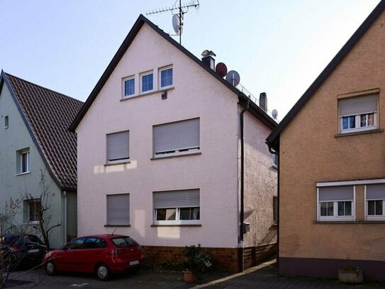 **Investitionschance: Mehrfamilienhaus in Stuttgart-Wangen mit stabilen Mieteinnahmen**