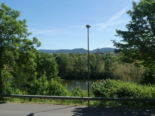 Top Lage- Baugrundstück mit herrlichem Saarblick in zentraler Lage von Saarburg