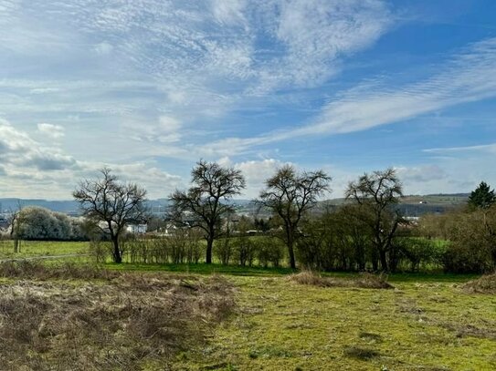 Baugrundstück in Wetzlar-Hermannstein am Feldrand mit Südausrichtung