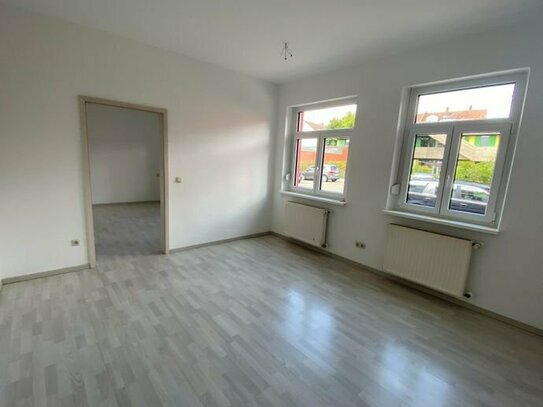 Ruhige 3-Zimmer-Wohnung, zentral in Zirndorf, in kernsaniertem Altbau, sofort bezugsfertig