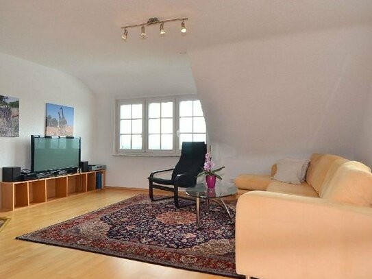 Schöne, helle 2 Zimmer Wohnung in Lörrach-Hauingen mit tollem Ausblick, möbliert