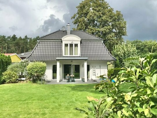 Top ausgestattete Villa mit Sonnenterrasse, großen Garten, Gästehaus, Erdwärme, Teilzahlung/Sonderkondition möglich