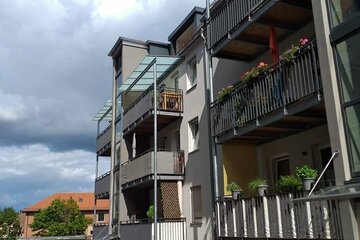 Nürnberg Lorenzer Altstadt: in 2019 kernsanierte 3-Zimmerwohnung, top Einbauküche, großer Balkon, Aufzug, zum 01.05.2024 verfügbar