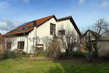 Einfamilienhaus als Doppelhaushälfte in Lieskau