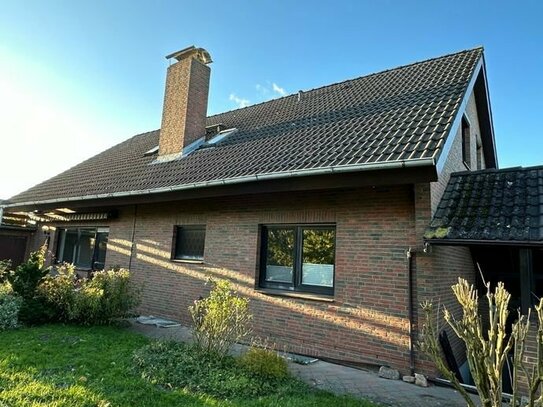 Einfamilienhaus mit Einliegerwohnung in Otterndorf zu verkaufen.
